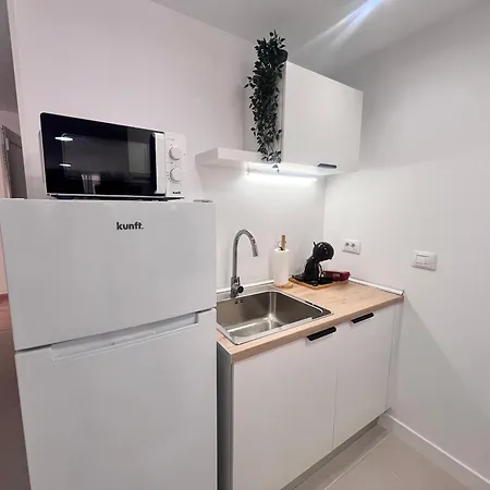 Modern And Cozy Study Apartment
